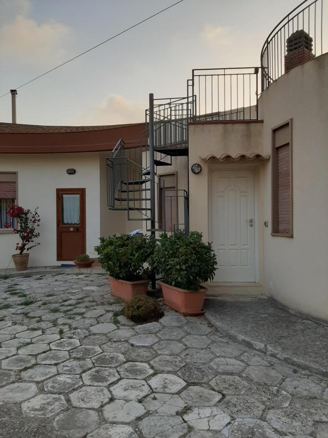 Villa Bouganvilla Cefalù Eksteriør billede